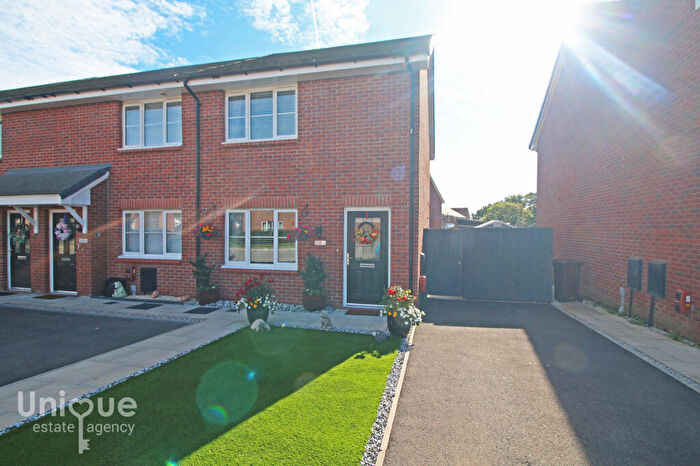3 Bedroom End Of Terrace House For Sale In Chancel Drive, Warton, PR4