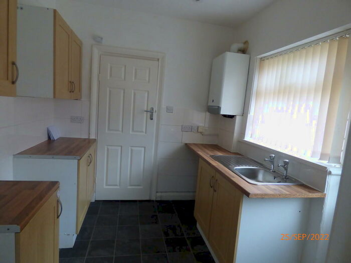 2 Bedroom Flat To Rent In Vimy Avenue, Hebburn, NE31