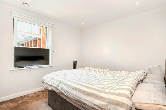 1 Bedroom Flat To Rent In Wharf Road, Islington, London, N1