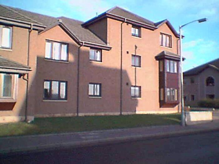 2 Bedroom Flat To Rent In South Park Court, Elgin, Moray, IV30