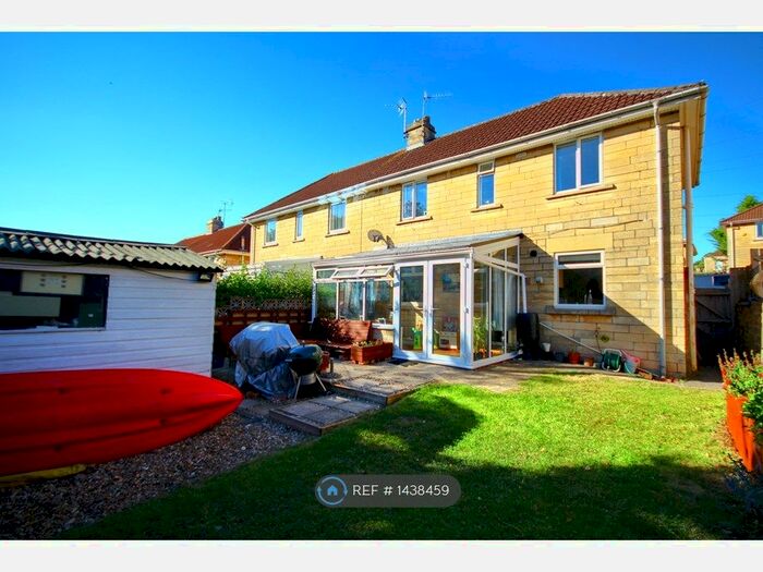 3 Bedroom Semi-Detached House To Rent In Rudmore Park, Bath, BA1