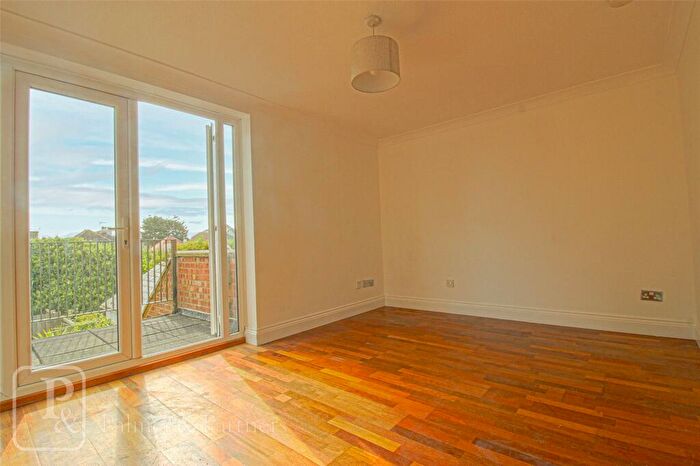 2 Bedroom Apartment To Rent In Frinton Road, Holland-on-Sea, Clacton-on-Sea, Essex, CO15