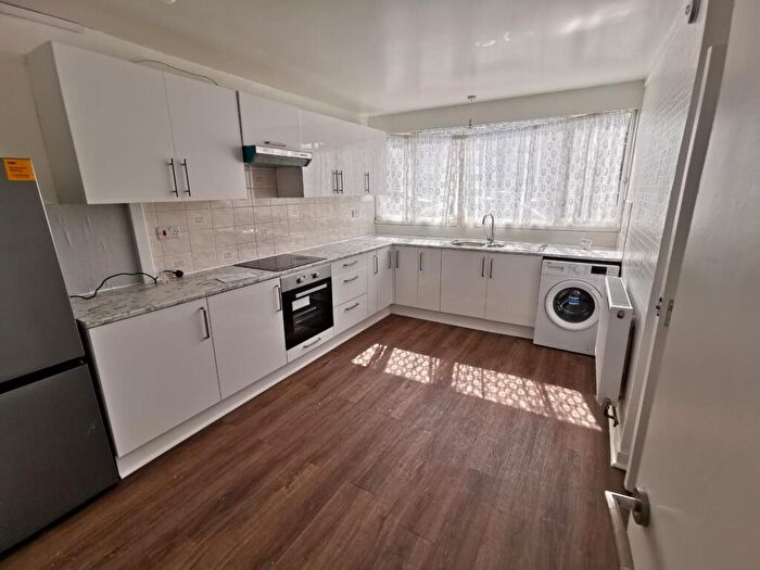 3 Bedroom Terraced House To Rent In Ridgewell Close, Dagenham, RM10