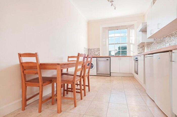 3 Bedroom Flat To Rent In L – Lothian Road, Edinburgh, EH3