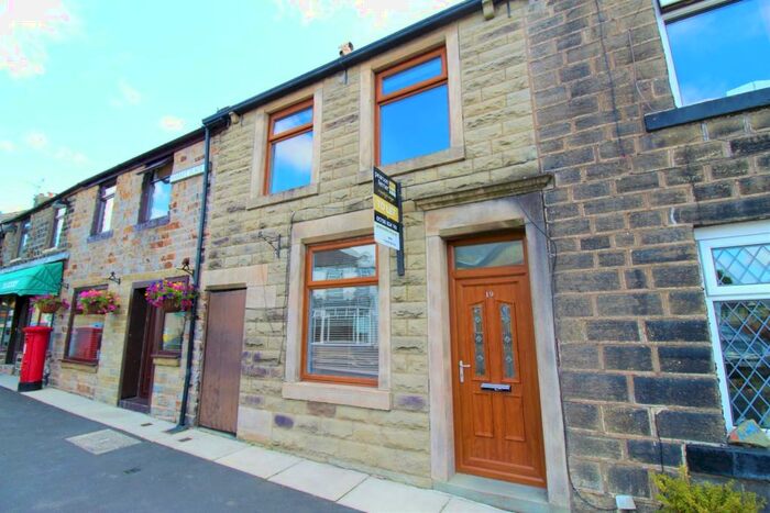 3 Bedroom Cottage To Rent In Market Place, Edenfield, BL0