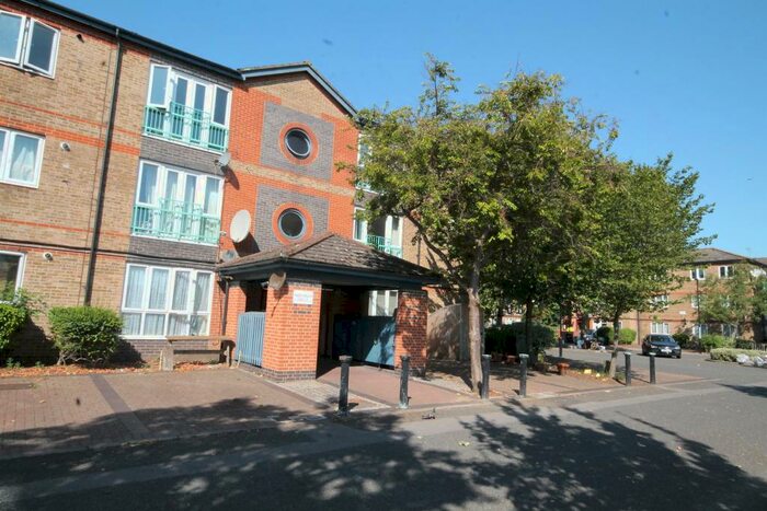 1 Bedroom Flat To Rent In Deptford Wharf, London, SE8