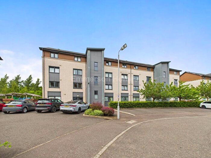 2 Bedroom Flat To Rent In Millview Crescent, Johnstone, PA5