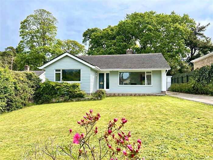 2 Bedroom Bungalow For Sale In Curzon Way, Highcliffe On Sea, Christchurch, Dorset, BH23
