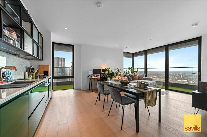 2 Bedroom Apartment For Sale In Bagshaw Building, Wards Place, Isle Of Dogs, London, E14