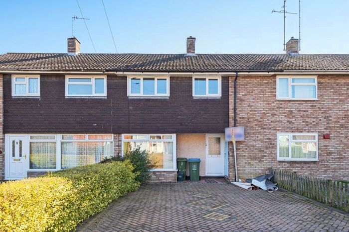 3 Bedroom Terraced House To Rent In Cannock Road, Aylesbury, HP20