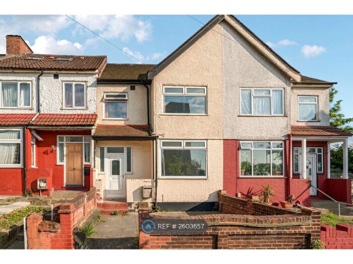 3 Bedroom Terraced House To Rent In Ruckholt Close, London, E10