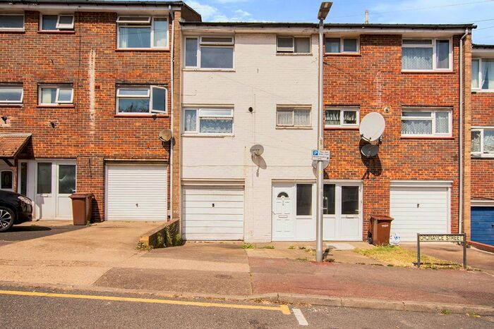 4 Bedroom Terraced House To Rent In Ordnance Street, Chatham, Kent, ME4