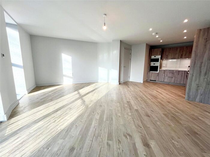 2 Bedroom Apartment To Rent In Bedminster, Wills House, BS3