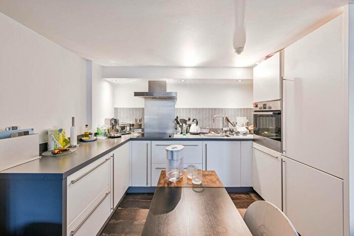 3 Bedroom Flat To Rent In Building, Cadogan Road, Woolwich, London, SE18