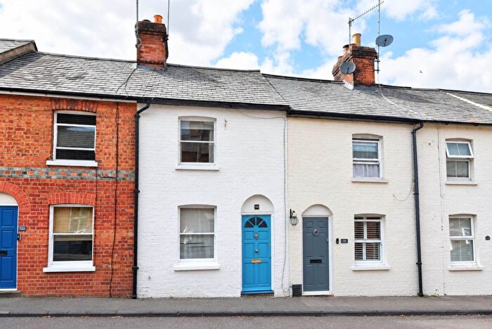 2 Bedroom Terraced House For Sale In Greys Hill, Henley On Thames, RG9