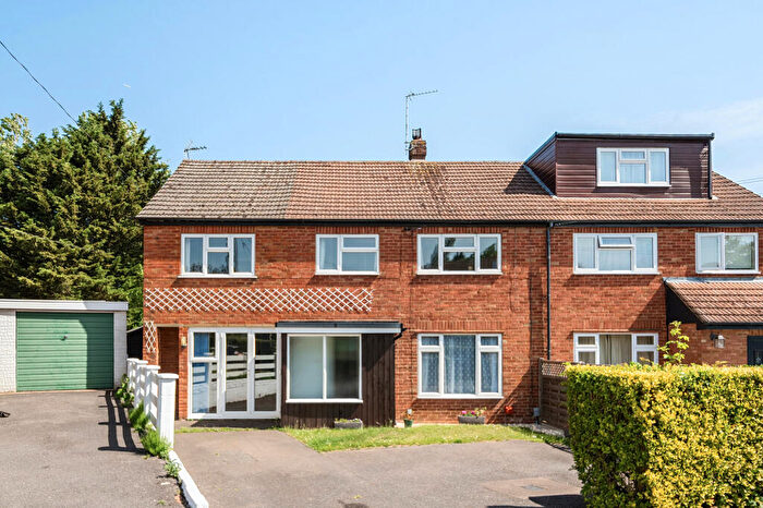 4 Bedroom Semi-Detached House For Sale In Longwood Lane, Amersham, HP7
