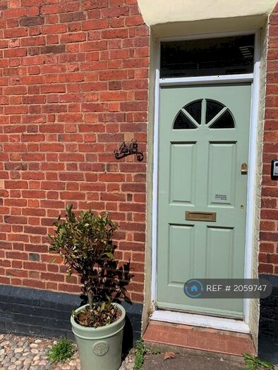 3 Bedroom Terraced House To Rent In East John Walk, Exeter, EX1