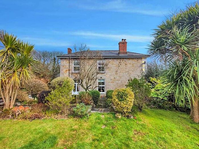 4 Bedroom Flat For Sale In West End, Blackwater, Truro, TR4