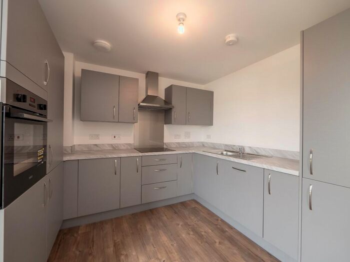 2 Bedroom Flat To Rent In Kilpatrick Grove, Edinburgh, EH6