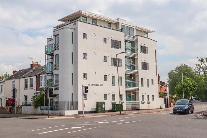 2 Bedroom Flat For Sale In St. Georges Road, Cheltenham, GL50