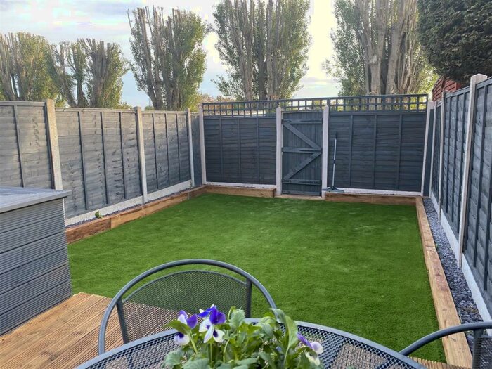 3 Bedroom Terraced House To Rent In Yelverton Road, Radford, Coventry, CV6