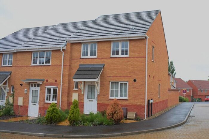 3 Bedroom End Of Terrace House To Rent In Saxon Shore Road, Portsmouth, PO6