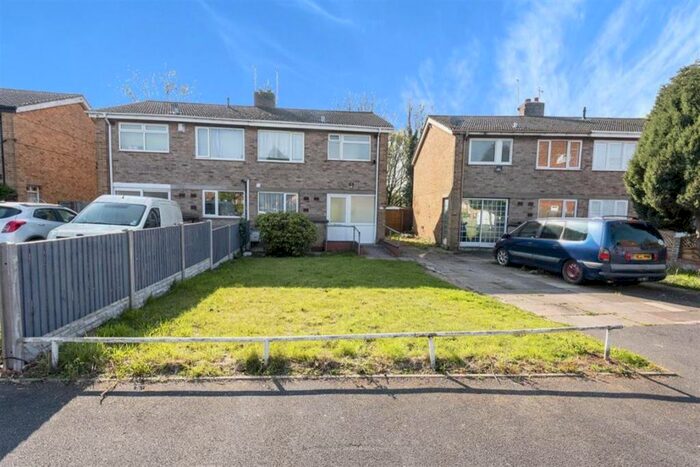 3 Bedroom Semi-Detached House To Rent In Kenmure Road, Birmingham, B33