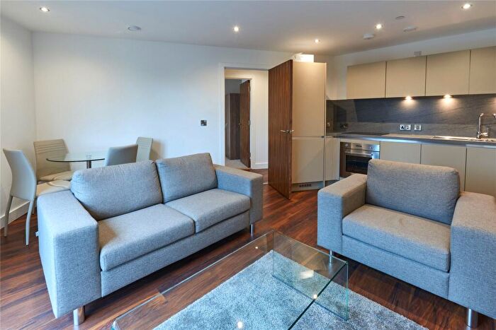 1 Bedroom Apartment To Rent In Greengate Salford, M3