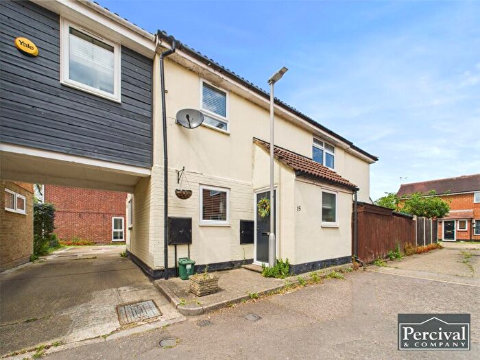 3 Bedroom Link Detached House For Sale In Kemsley Road, Earls Colne, Colchester, Essex, CO6