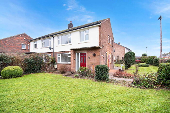 3 Bedroom Semi-Detached House To Rent In Vine Road, Tickhill, DN11