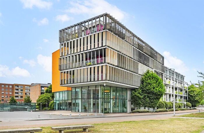 Studio To Rent In Amazon Apartments, New River Village, Hornsey, N8