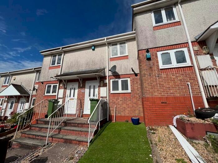 2 Bedroom Property To Rent In Coombe Way, Plymouth, PL5