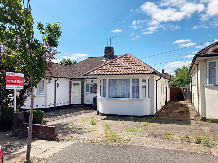 2 Bedroom Semi-Detached Bungalow For Sale In Borkwood Way, Orpington, BR6