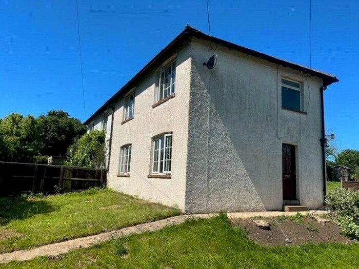 3 Bedroom Semi-Detached House To Rent In Alston, Axminster, EX13