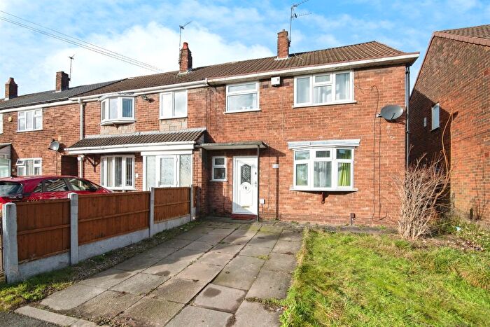 3 Bedroom End Of Terrace House For Sale In Jays Avenue, Tipton, DY4