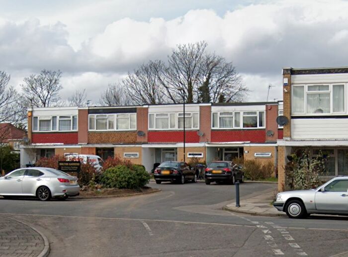 3 Bedroom Flat To Rent In Walton Gardens, Northwembley, HA9