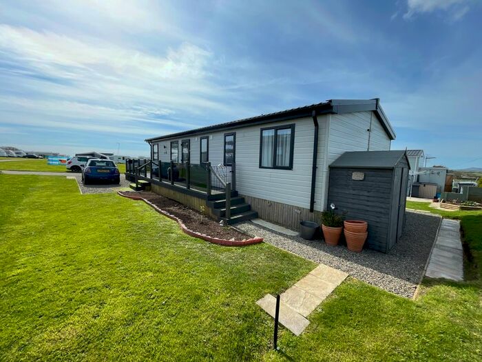 2 Bedroom Detached Bungalow For Sale In Pen-Y-Cwm, Haverfordwest, Pembrokeshire, SA62