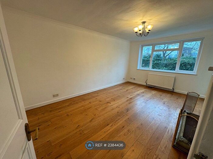 3 Bedroom Flat To Rent In Bulow Court, London, SW6