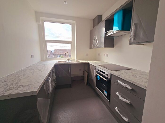 2 Bedroom Property To Rent In Otley Road, Bradford, BD3