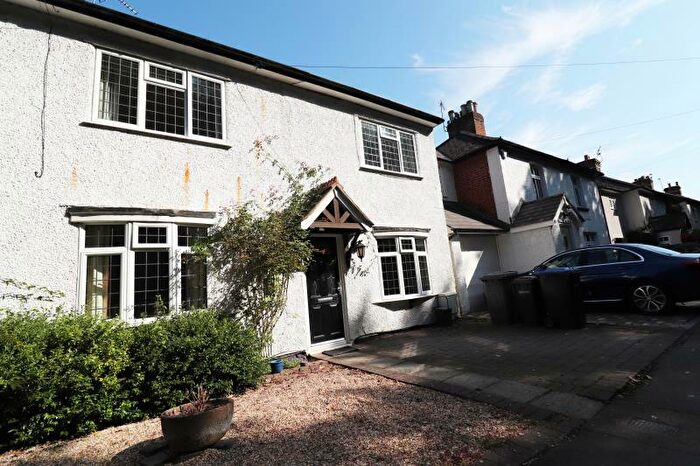 3 Bedroom Semi-Detached House To Rent In Hare Hill, Addlestone, KT15