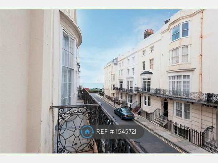1 Bedroom Flat To Rent In Bloomsbury Place, Brighton, BN2