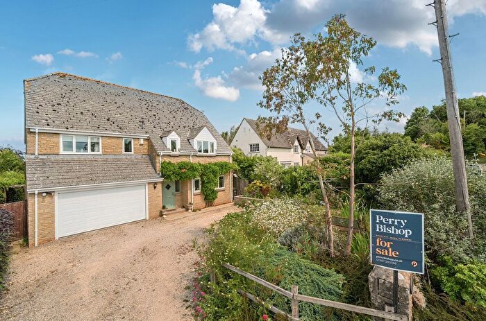 4 Bedroom Detached House For Sale In Highworth Road, Sevenhampton, Wiltshire, SN6