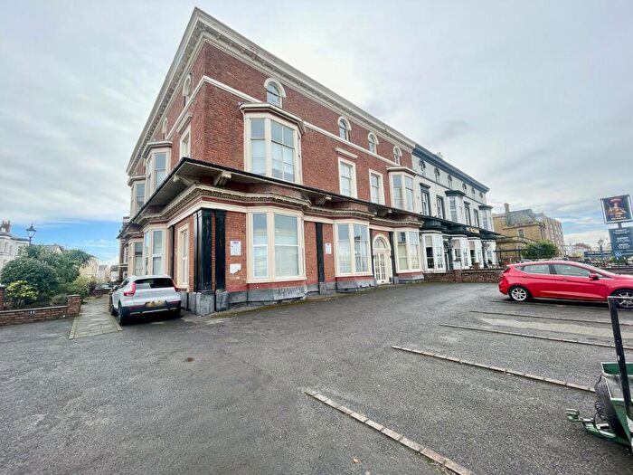 1 Bedroom Flat To Rent In Promenade, Southport, Merseyside., PR9