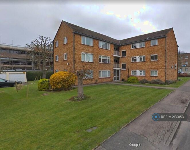 2 Bedroom Flat To Rent In Rodwell Close, Ruislip, HA4
