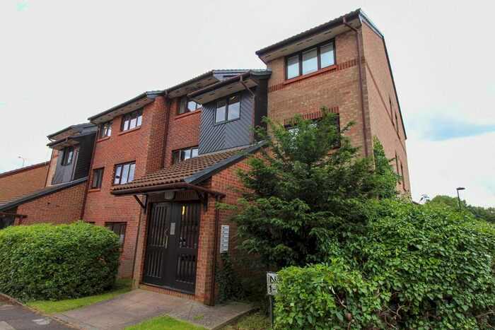 1 Bedroom Flat To Rent In John Gooch Drive, Enfield EN2