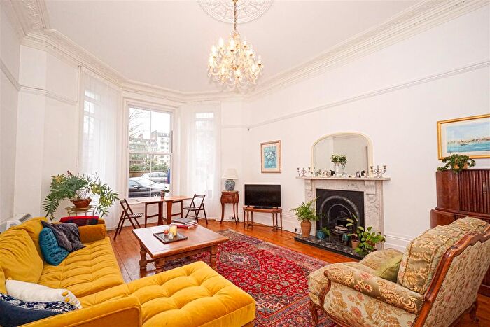 2 Bedroom Flat For Sale In Warrior Square, St. Leonards-On-Sea, TN37