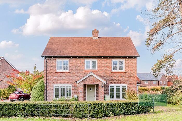 4 Bedroom Detached House For Sale In Nightingale Lane, Barnham, Bognor Regis, PO22