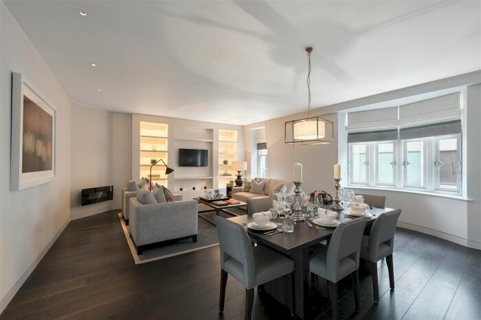 1 Bedroom Flat To Rent In Duke Street, London, W1K