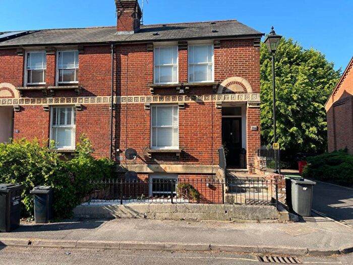 1 Bedroom Flat To Rent In Victoria Road, Winchester, SO23