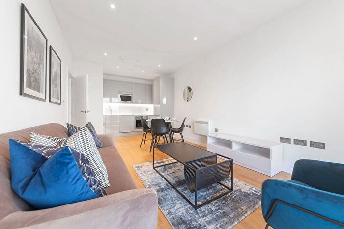 2 Bedroom Flat To Rent In Pershore Street, Birmingham, B5
